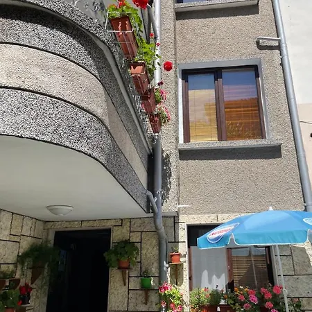 Mariana марияна Apartament *